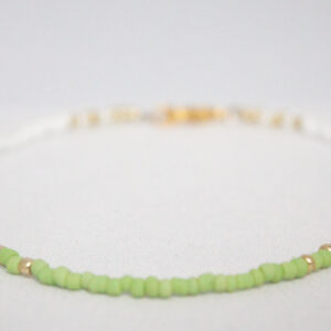 Armbandje groen/goud