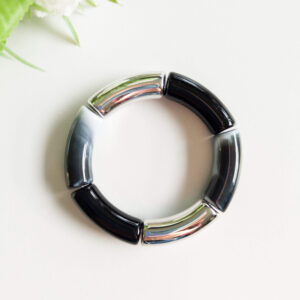 Curved Beads marble black
