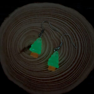 Christmastree glow in the dark oorbellen